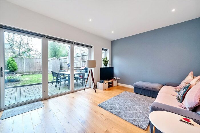 3 Bedroom End Of Terrace House For Sale In Shipman Road, London, SE23