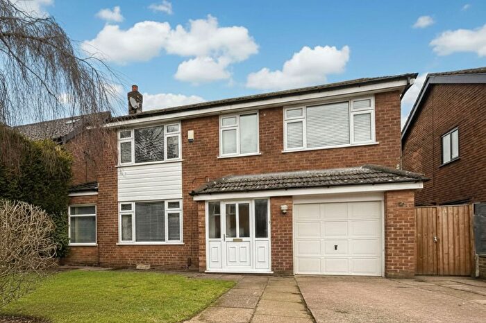 4 Bedroom Detached House For Sale In Grovehurst, Swinton, M27