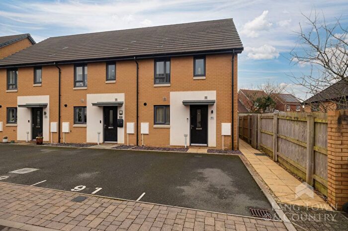 3 Bedroom End Terrace House For Sale In Spindle Crescent, Plympton, Plymouth., PL7