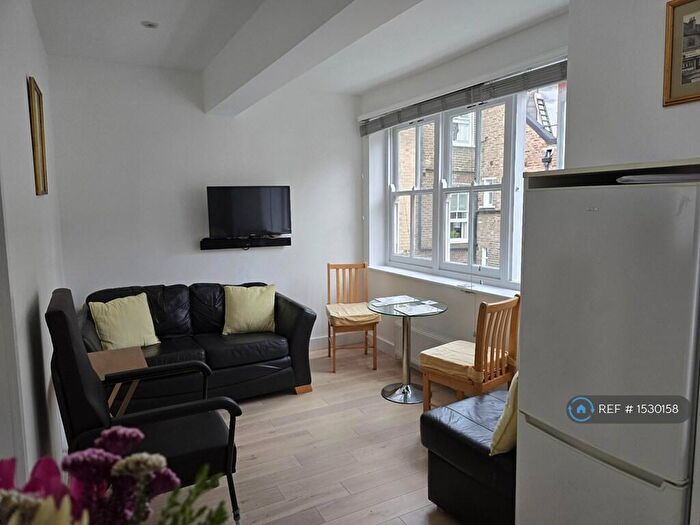 1 Bedroom Flat To Rent In Finborough Road, London, SW10