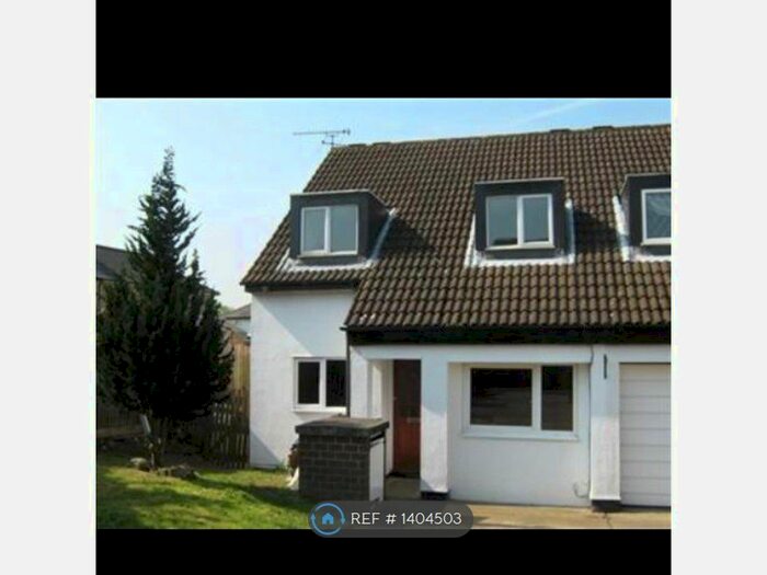 4 Bedroom Semi-Detached House To Rent In Hinkley Close, Harefield, UB9