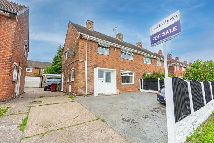 3 Bedroom Semi-Detached House For Sale In Alder Way, Shirebrook, Mansfield, NG20