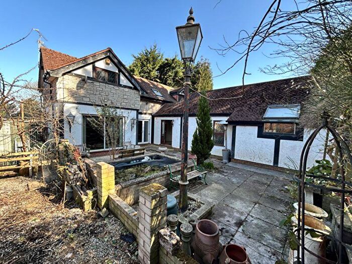 3 Bedroom Detached House For Sale In Queens Avenue, Colwyn Bay, LL29