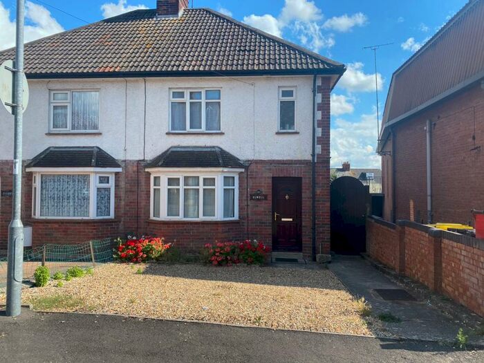 3 Bedroom House To Rent In Eastville, Yeovil, BA21