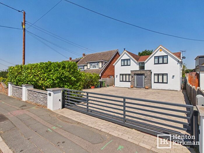 6 Bedroom Detached House For Sale In Perry Street, Billericay, CM12