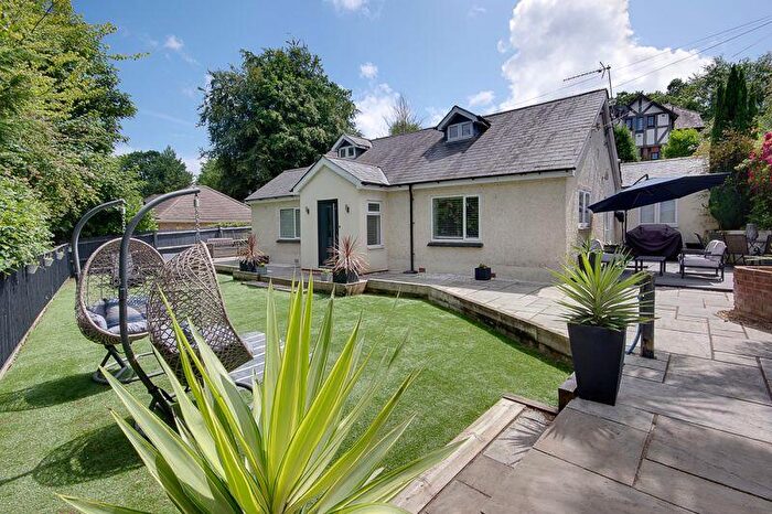 5 Bedroom Detached House For Sale In Heads Lane, Redhill, BH10