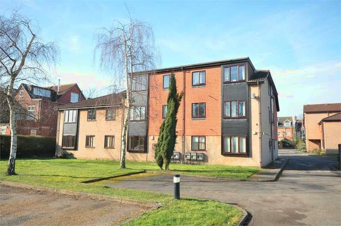 1 Bedroom Apartment To Rent In Lastingham Court, 213 Laleham Road, Staines-upon-thames, Surrey, TW18
