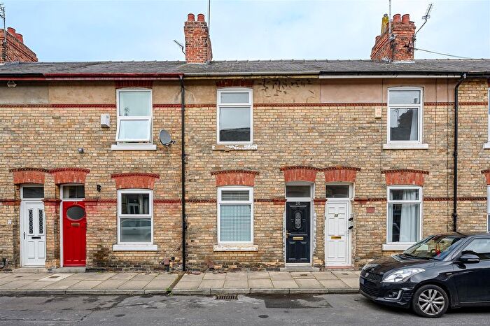 2 Bedroom Terraced House For Sale In Horner Street, York, YO30