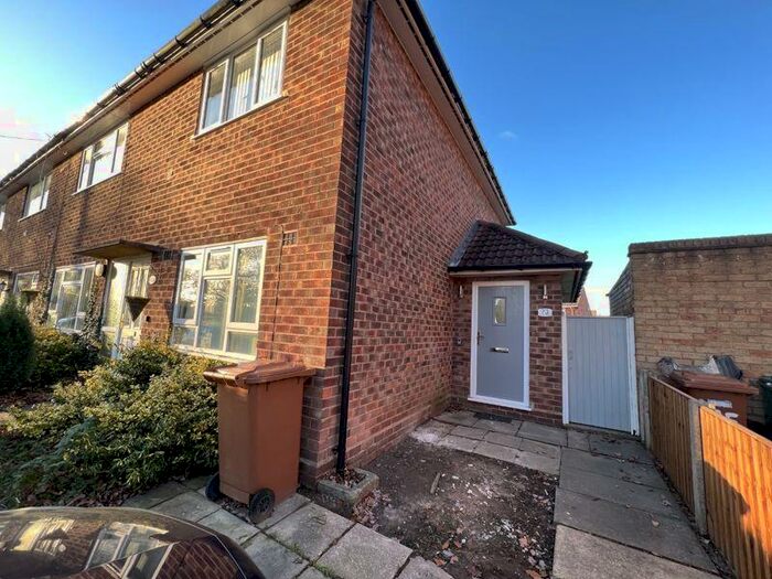 2 Bedroom Flat To Rent In Kingsley Avenue, Wirral, CH62