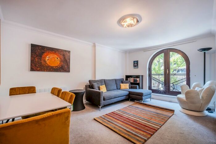 2 Bedroom Flat To Rent In Regency Street, London, SW1P