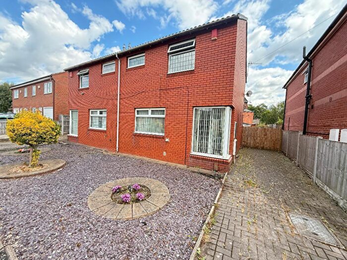 4 Bedroom Detached House For Sale In Somerset Road, Hanley, Stoke On Trent, ST1