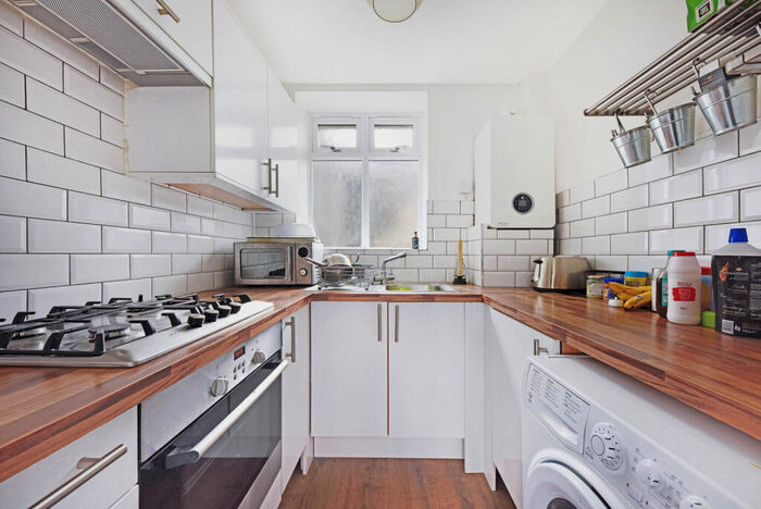 3 Bedroom Flat To Rent In Finn House, Bevenden Street, N1