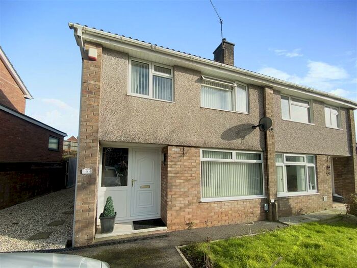 3 Bedroom House To Rent In Elm Grove, Newport, NP20