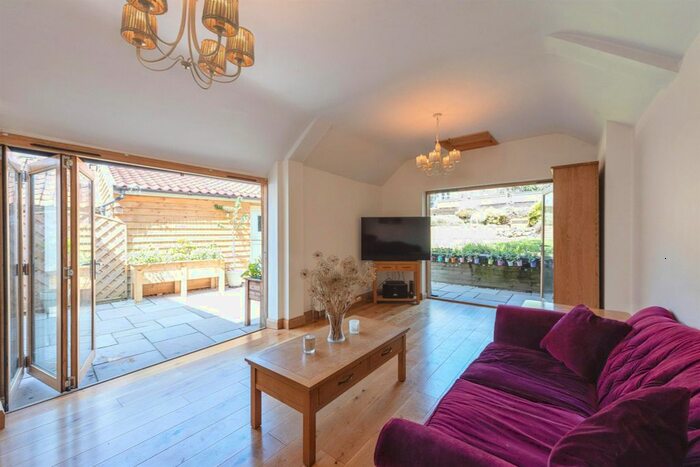 5 Bedroom Property For Sale In The Street, Brockdish, Diss, IP21