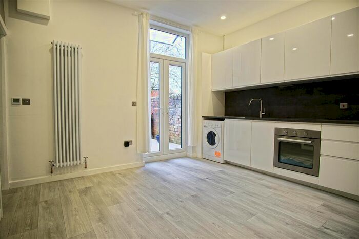 1 Bedroom Flat To Rent In Lauderdale Street, Preston PR1