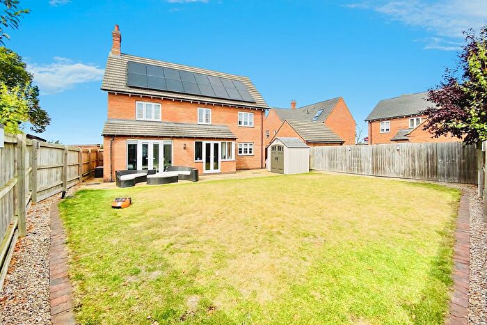 5 Bedroom Detached House For Sale In Harebell Close, Queniborough, LE7