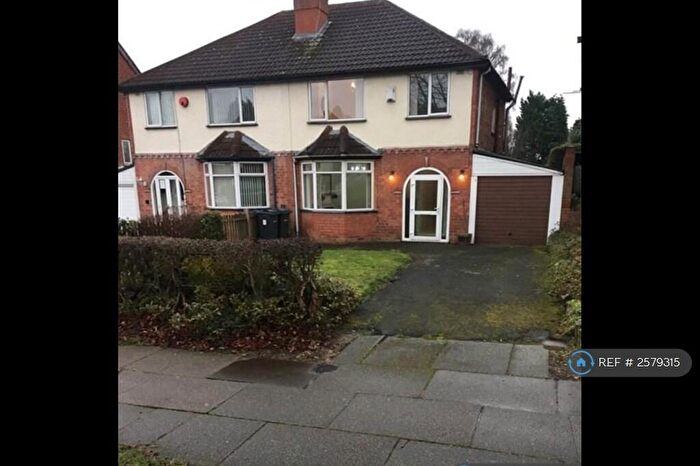 3 Bedroom Semi-Detached House To Rent In Hawthorn Road, Birmingham, B44