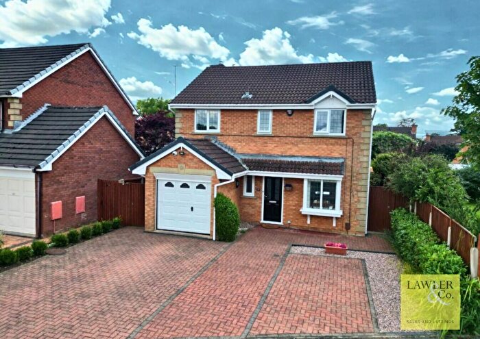 4 Bedroom Detached House For Sale In Wynchgate Road, Hazel Grove, Stockport, Cheshire, SK7