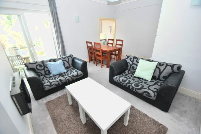 4 Bedroom Property To Rent In Newfoundland Road, Heath, Cardiff, CF14