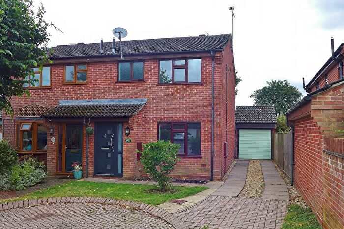 3 Bedroom Semi-Detached House To Rent In Romsey The Tyleshades Unfurnished, SO51