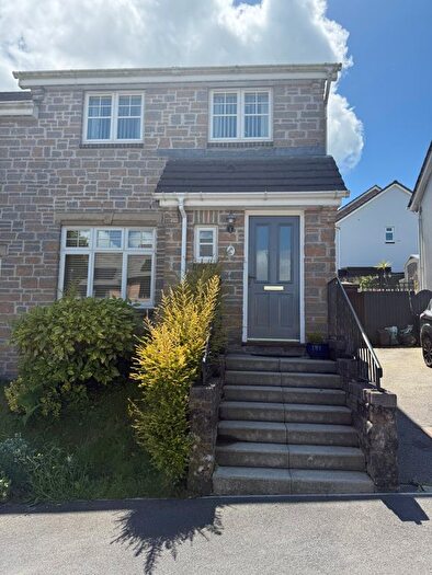 3 Bedroom Semi Detached House To Rent In Boveway Drive, Liskeard, PL14