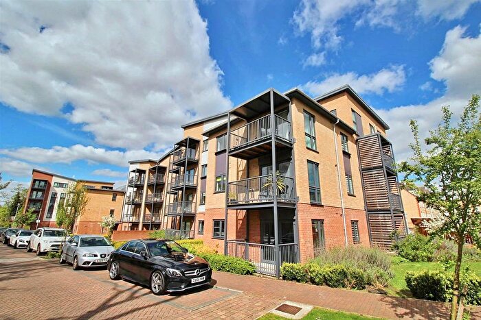 2 Bedroom Flat To Rent In Lawford Court, Grade Close, Elstree, WD6