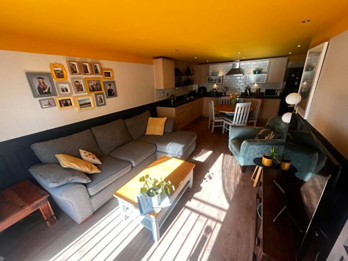 2 Bedroom Apartment To Rent In Walker House, Elmira Way, Salford, M5