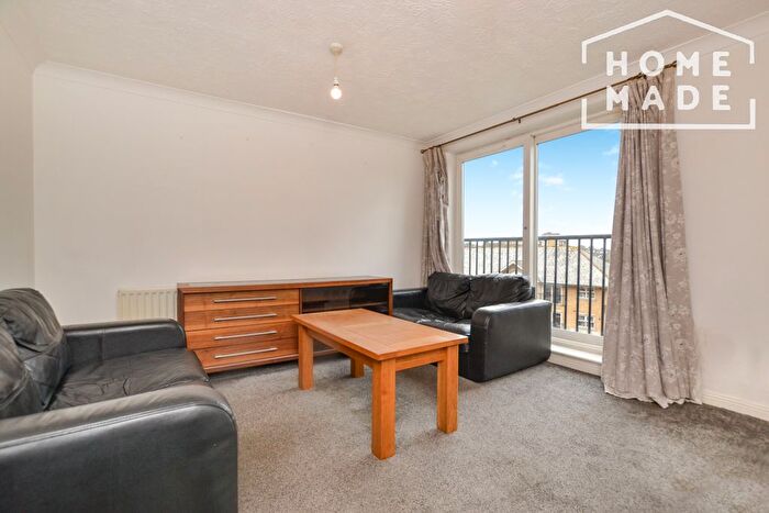 1 Bedroom Flat To Rent In Scarbrook Road, CR0