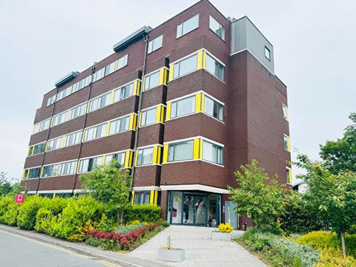 2 Bedroom Apartment To Rent In Union Road, Solihull, B91