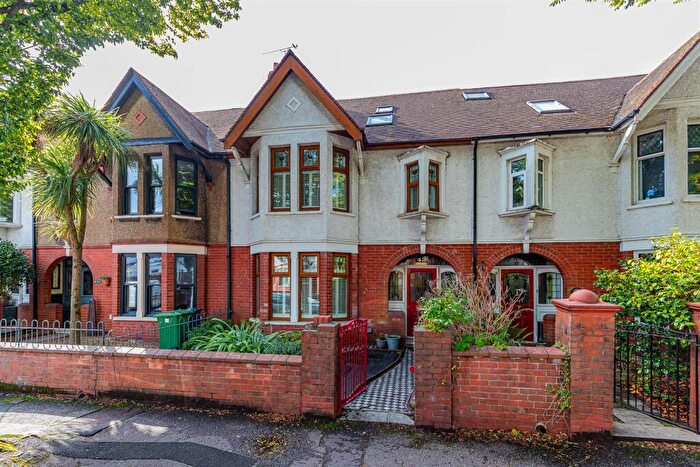 4 Bedroom Terraced House For Sale In Colchester Avenue, Penylan, Cardiff, CF23