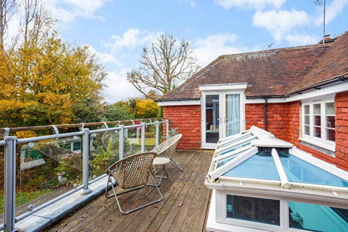 4 Bedroom Detached House For Sale In Balcombe Road, Haywards Heath, RH16