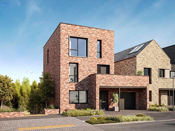 5 Bedroom Town House For Sale In Lady White Crescent, Oxford, OX2