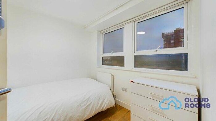 1 Bedroom Flat To Rent In Eastmead, GU14