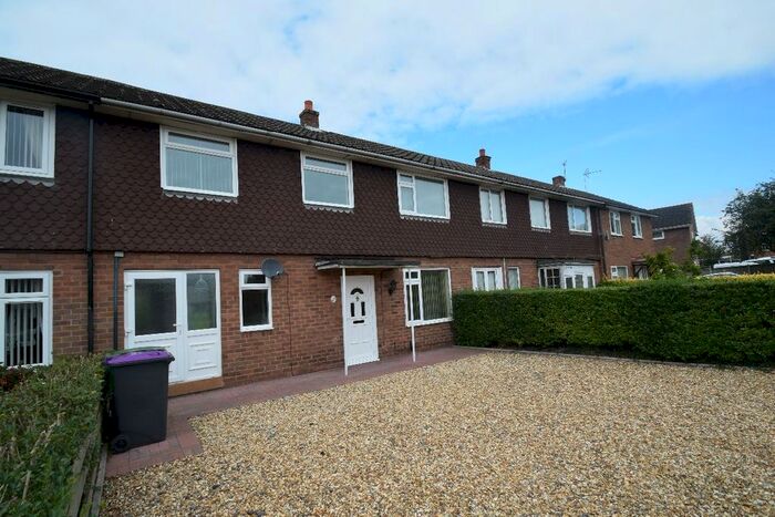 5 Bedroom Terraced House To Rent In Sandiford Crescent, Newport, TF10