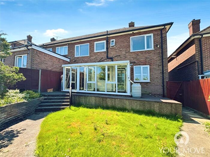 4 Bedroom End Of Terrace House To Rent In St. Francis Avenue, Gravesend, Kent, DA12