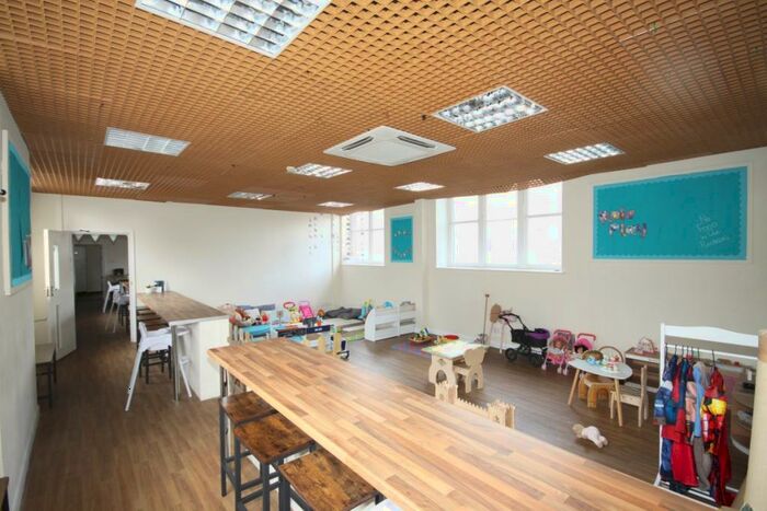 Property To Rent In Old Isp School, Sittingbourne, ME10