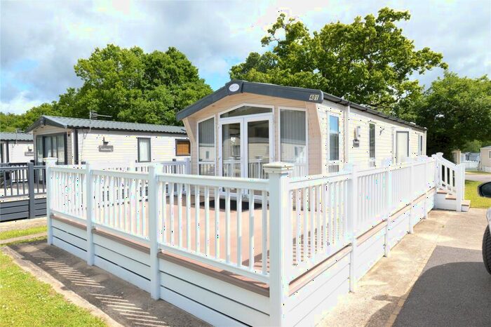 2 Bedroom Park Home For Sale In Chestnut, Bashley Park, Sway Road, New Milton, BH25
