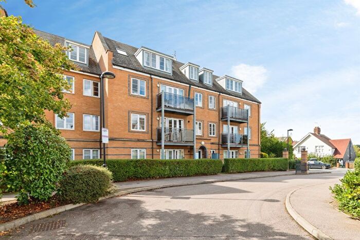 3 Bedroom Flat For Sale In Constables Way, Hertford, SG13