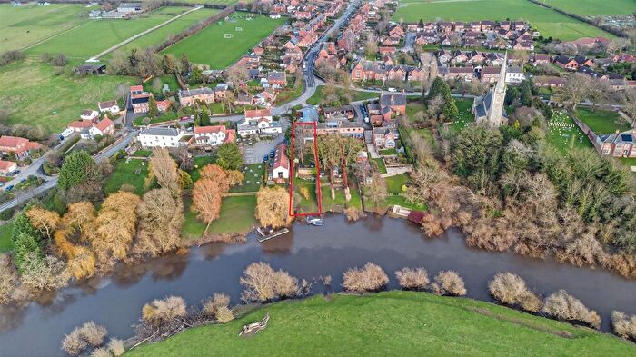 4 Bedroom Barn Conversion For Sale In The Poplars, Newton On Ouse, York, YO30