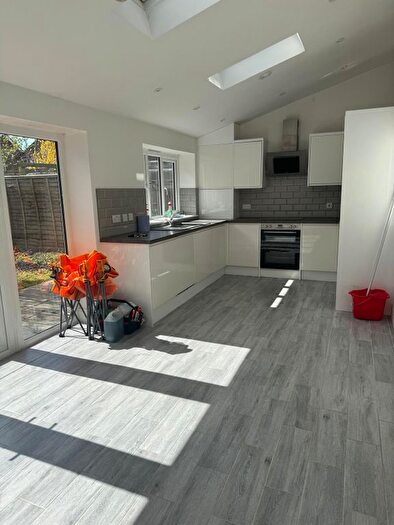 2 Bedroom Flat To Rent In Mill Lane, Cheshunt, EN8