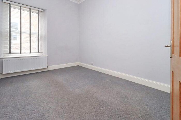 2 Bedroom Flat To Rent In Bellevue Road, Clevedon, BS21
