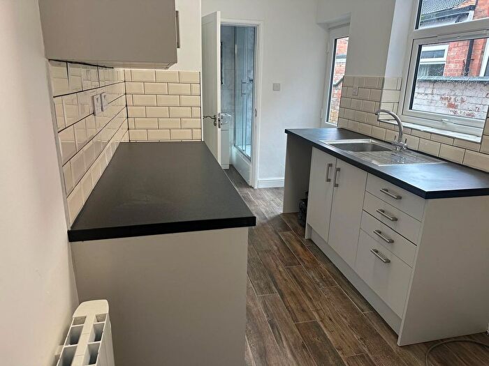 1 Bedroom Flat To Rent In Sweetbriar Road, Leicester, LE3