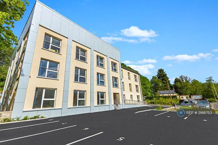 1 Bedroom Flat To Rent In Carlton House, Ebbw Vale, NP23