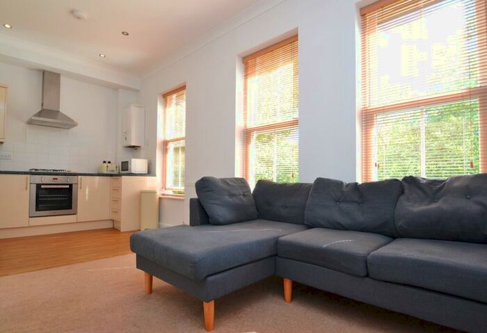 1 Bedroom Flat To Rent In Albion Way Lewisham, SE13