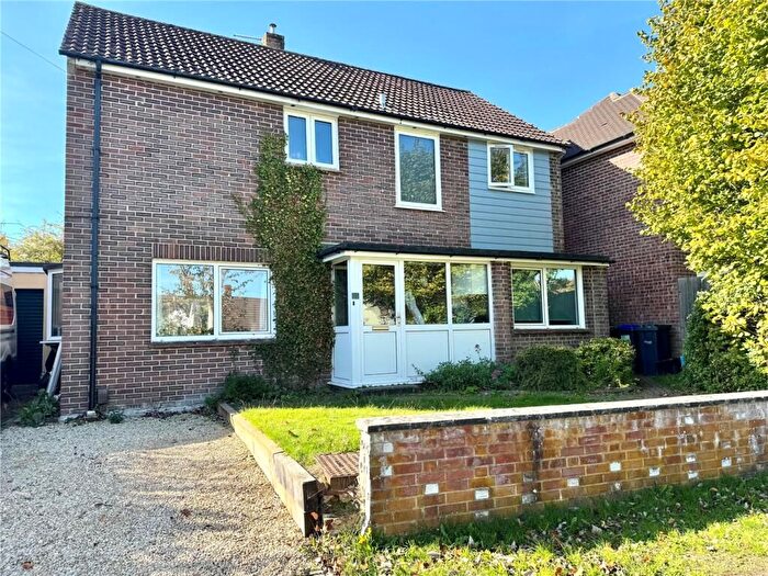 4 Bedroom Detached House For Sale In Bulbridge Road, Wilton, SP2