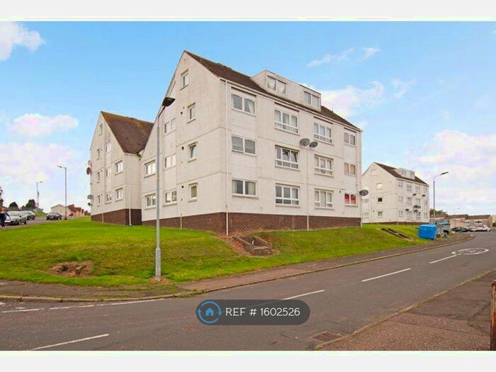 2 Bedroom Flat To Rent In Newlands Drive, Hamilton, ML3
