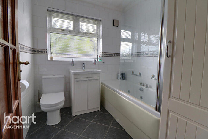 2 Bedroom Detached Bungalow For Sale In Dagmar Road, Dagenham, RM10