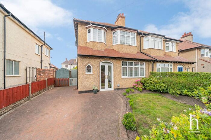 3 Bedroom Semi-Detached House For Sale In Sandiway, Meols, CH47