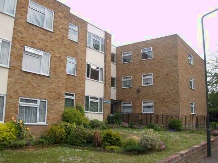 2 Bedroom Flat To Rent In Alder Road, Sidcup, DA14