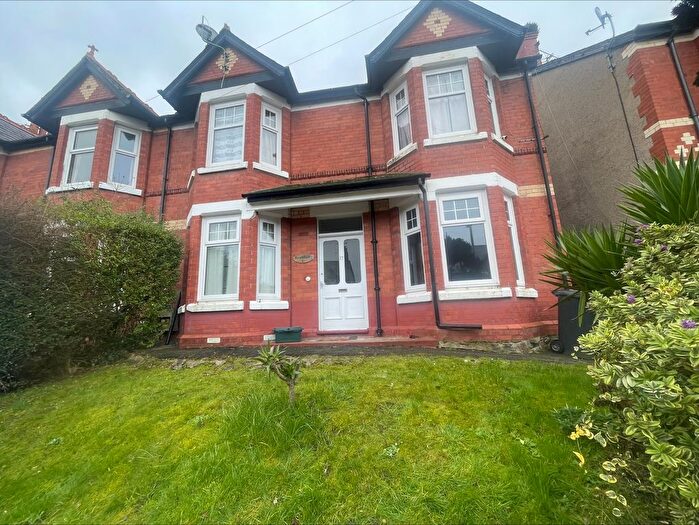 4 Bedroom Property To Rent In Woodhill Road, Colwyn Bay, LL29